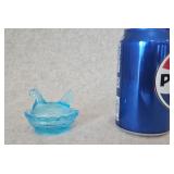 Pale Blue Glass Hen on Nest (2.5 inch)
