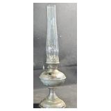 1916 Aladdin Oil Lamp with Aladdin Chimney