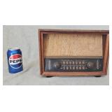 Radio Wood Jute 12 x 7 x 9h Untested