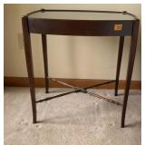 End Table Glass Top 23 x 18 x 24h