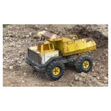Tonka Turbo Diesel Dump Truck XMB 975 Plastic