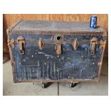 Flat-Top Trunk W36 H22.5 D20