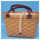 Longaberger 2001 Carry Basket w Canvas Pull String