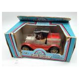 ERTL 1918 Ford Runabout Ben Franklin Delivery Truc