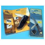 New Appalachian Trail Pair of New Pocket Knifes