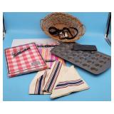 Kitchenwares Lot Muffin Tin, Tablecloths, Basket +
