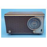 Vintage Zenith AM FM Radio