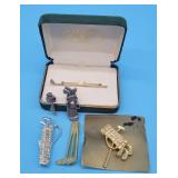 Vintage Golfer Pins, Pewter & Rhinestone Golf Bags