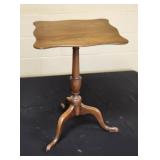 Vintage Kittinger Williamsburg Tea Table -
