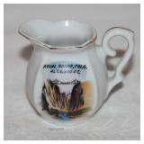 Souvenir Royal Gorge, Colorado Hand Painted Cerami