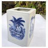 Vintage Chinese Blue White Porcelain Brush Washer