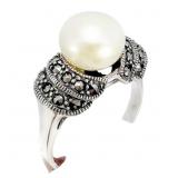 Pearl & Hematite Dinner Ring