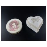 Lot of 2 pieces of vintage perfumery