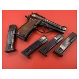 Berretta model 84BB, semi-automatic pistol, s/n D4