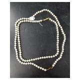 Beautiful pair of pearl necklaces, can be worn sep