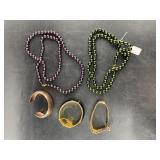 Assorted fashion jewelry