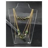 2 Pieces of beautiful vintage Korean jade and gold