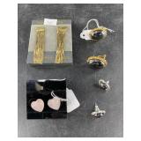 Lot with several pairs of earrings including 1 mad