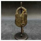 New lever lock, with key and a stand, imported, no