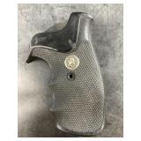 Pachmayr gripper revolver grip, no through bolts
