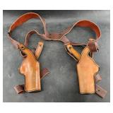 Pair of shoulder holsters, for medium frame revolv