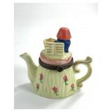 Lidded trinket box
