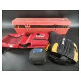 Mixed lot with Marlboro fanny pack, gun cleaning k