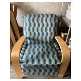 La-Z-Boy recliner NO SHIPPING