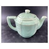 Vintage stoneware American lidded teapot, attribut