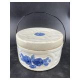 Stoneware, lidded spice caddy with handle, 6" diam