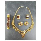 Jewelry set with earth toned rhinestones