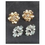 2 Pairs of vintage earrings