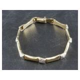 14kt Gold, dual tone bracelet, 6.52 grams total we