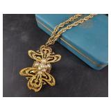 Vintage Miriam Haskell necklace with jewelry box