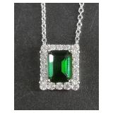 Sterling silver and emerald necklace, 3.5cts emera