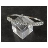 Sterling silver and aquamarine bangle, 9.66 cts to