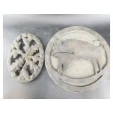 Several pieces of cast iron dï¿½cor