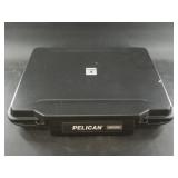 Pelican 1095 hard sided lap top case new with stra