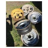 Lot with mix set of wheels different size and styl