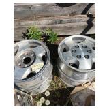 Set of alloys chevy  wheels