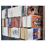 Large box lot of vintage baseball cards: Derrik Je