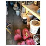 Large lot with 2 saw horses, primer, propane hose,