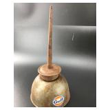 Vintage oil can from'Gulf', about seven inches tal