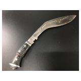 Simple kukri traditionally assembled, about 11 inc