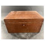 Two tiered jewelry box