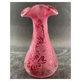 Cameo glass Fenton vase, signed by artist,   7' ta