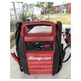 Snap on Model EEJB500 Jumper Box.