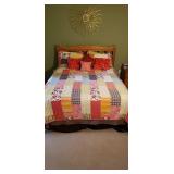 Exquisite Full Size Bed and Like New Bedding