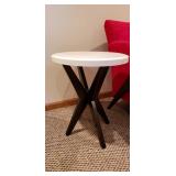 EXCELLENT Designer Retro Style Endtable