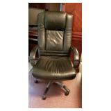 Leather Executives Desk Chair
